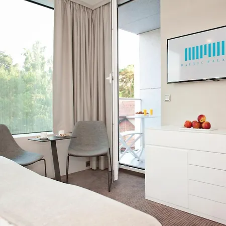 Ξενοδοχείο με διαμερίσματα Baltic Palace 3*